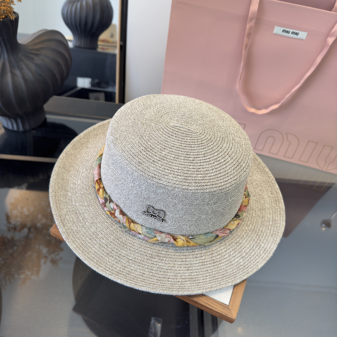 Pmiumiu缪缪新款平顶草帽，日本纸草制作，头围57cm