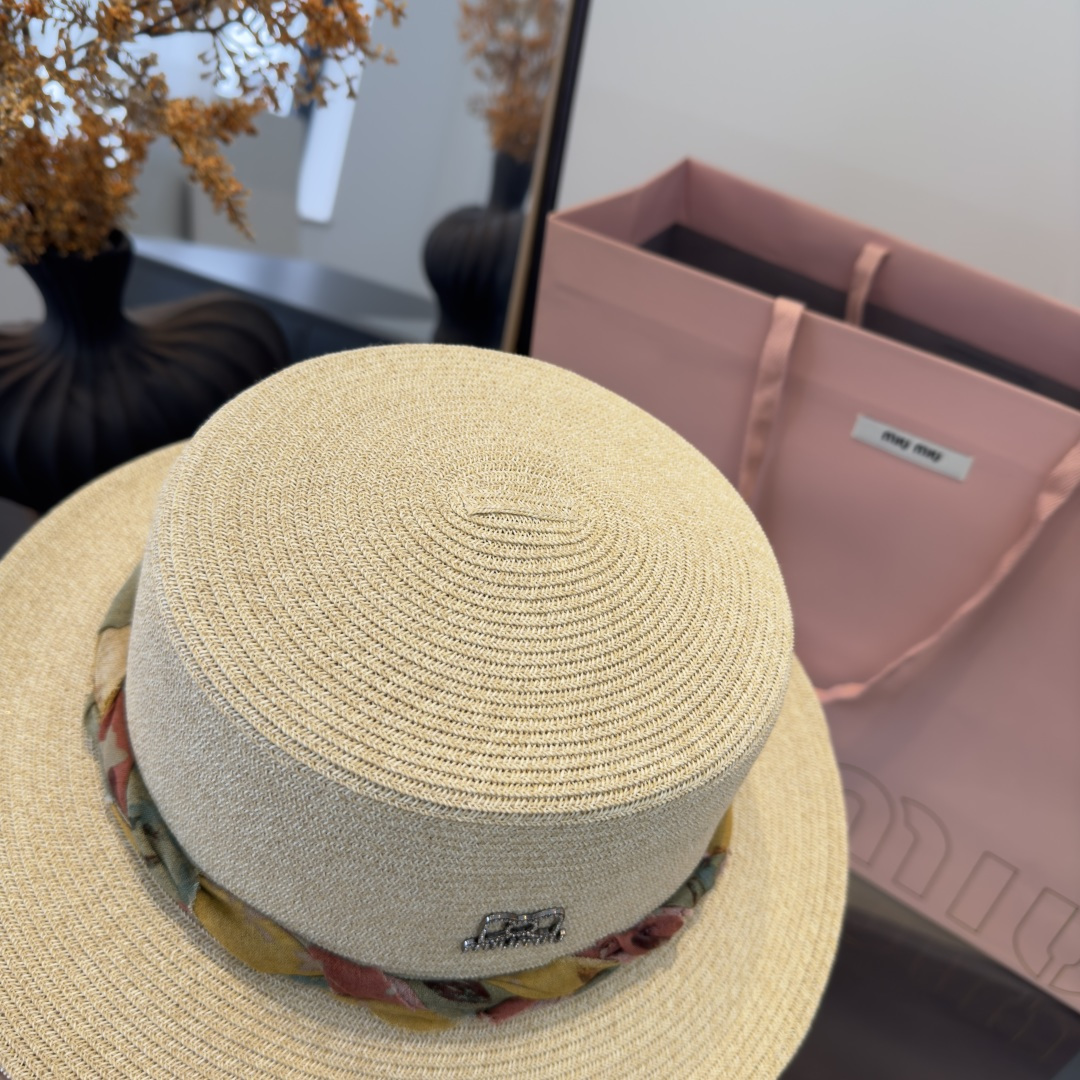Pmiumiu缪缪新款平顶草帽，日本纸草制作，头围57cm