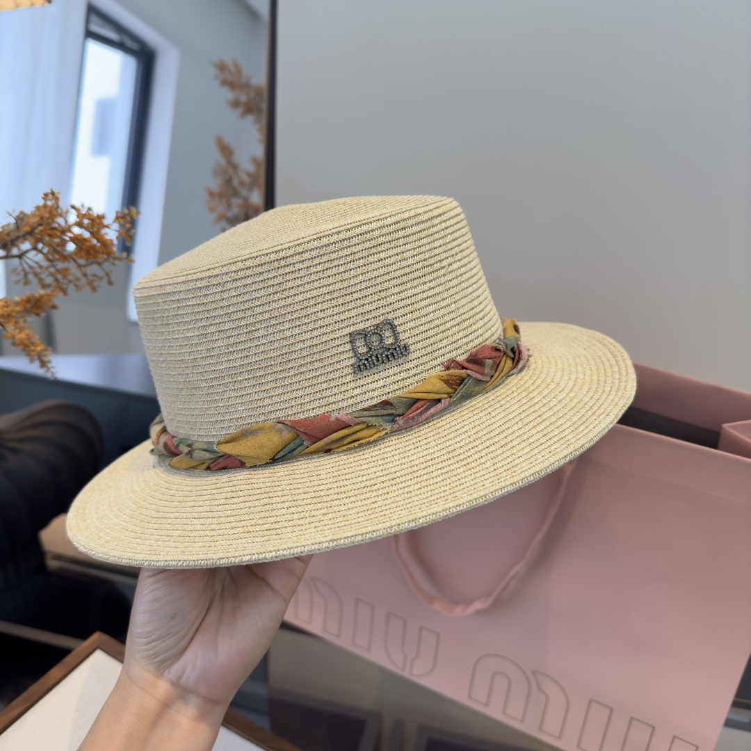 Pmiumiu缪缪新款平顶草帽，日本纸草制作，头围57cm