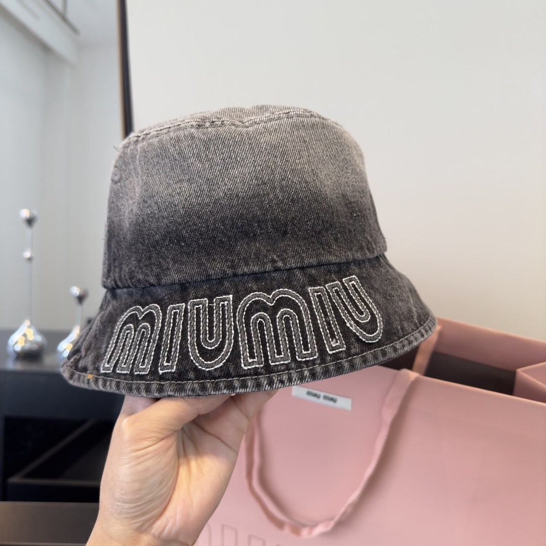 Pmiumiu缪缪新款牛仔渔夫帽，头围57cm