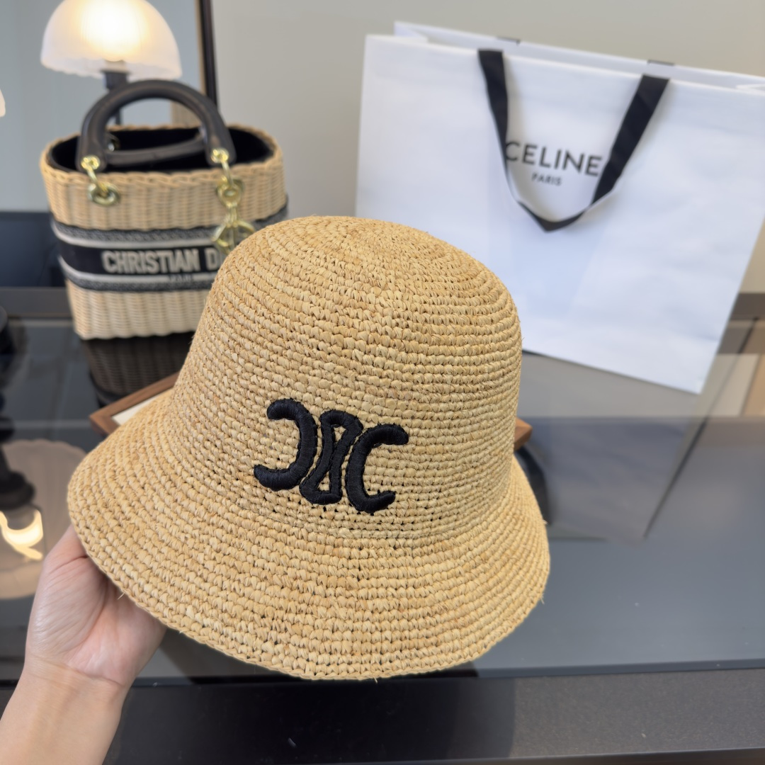PCeline赛琳拉菲草帽，纯手工钩织，➕刺绣logo，正品开模，高品质，独家定制，产量贼低，卖一个少一