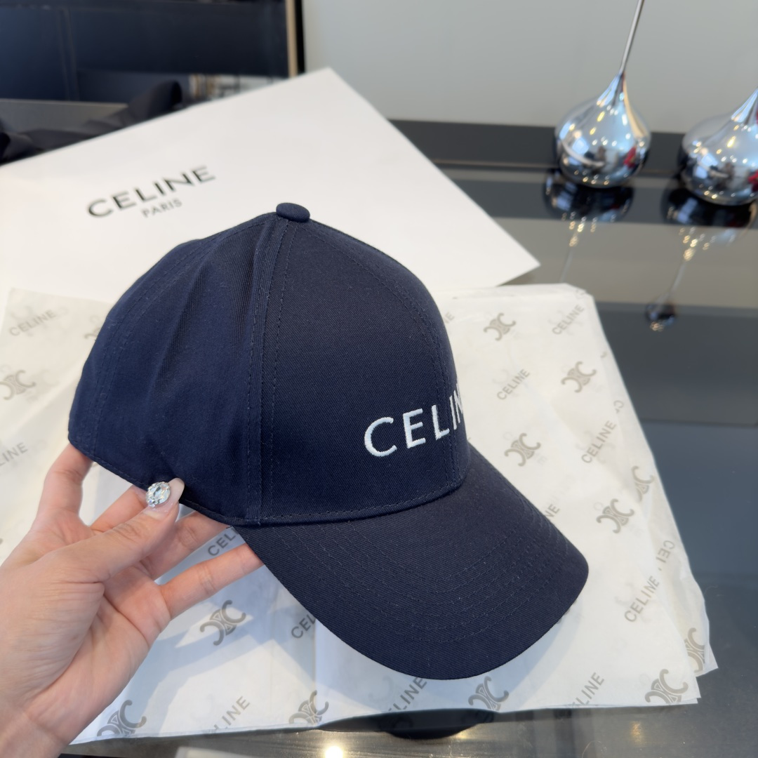 PCeline赛琳新款鸭舌帽，头围57cm
