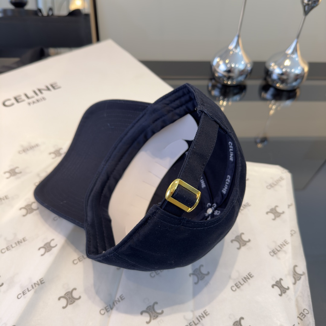 PCeline赛琳新款鸭舌帽，头围57cm