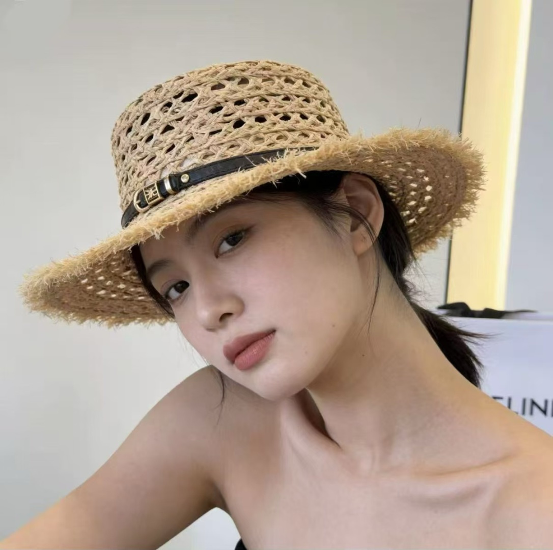 Celine hat ¥