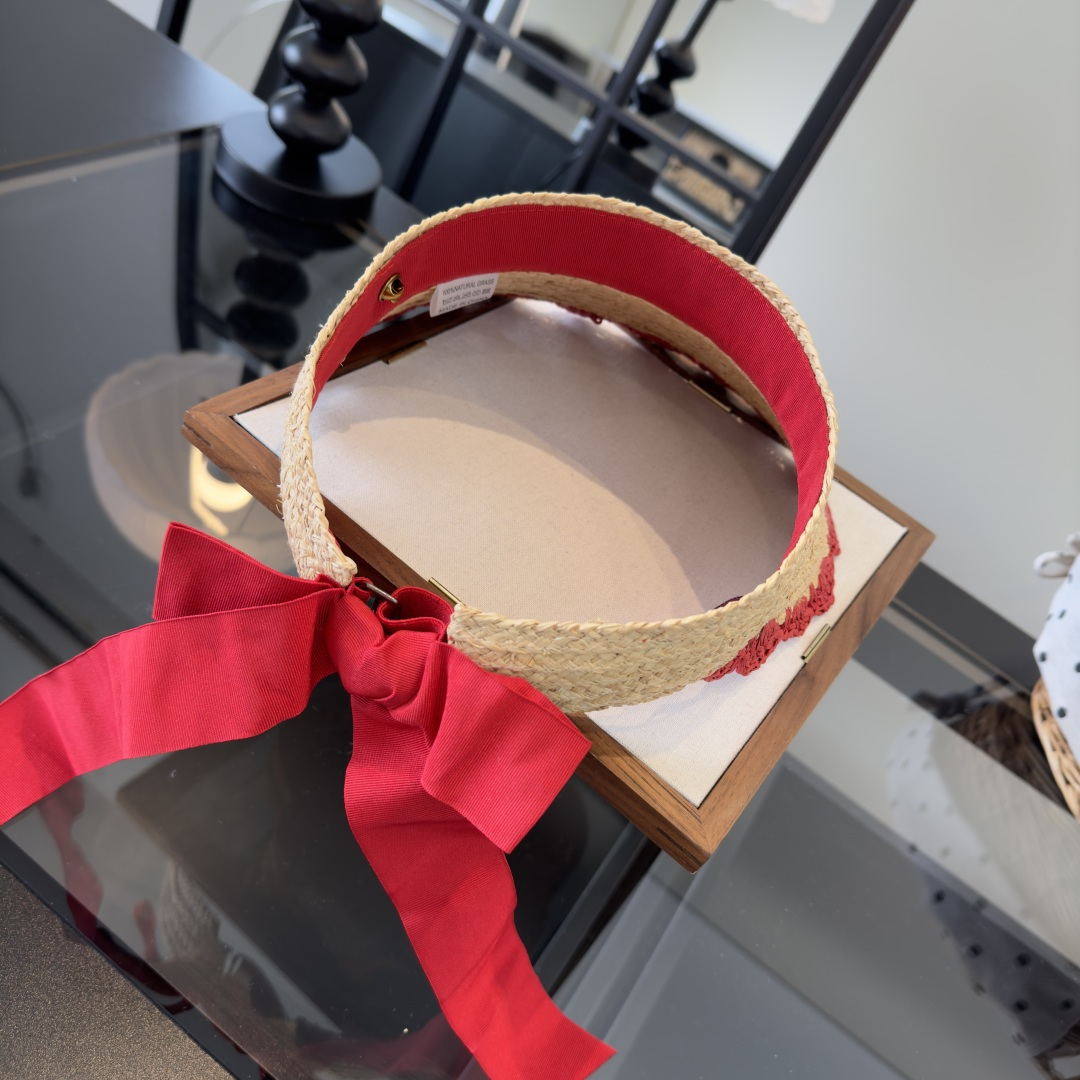 PGucci古奇新款草编空顶遮阳帽，夏日必备！