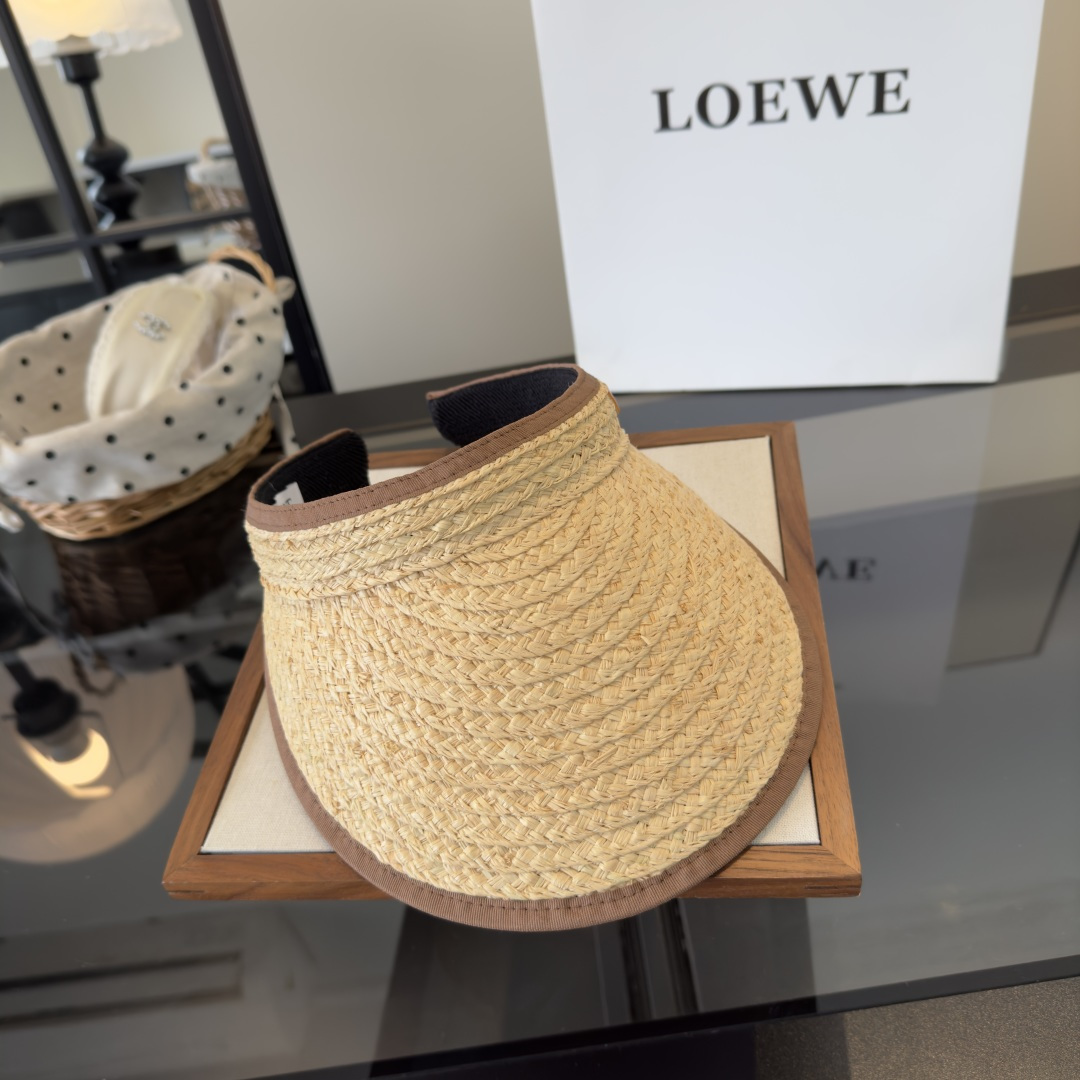 P罗意威新款草编空顶遮阳帽👒，夏日必备！