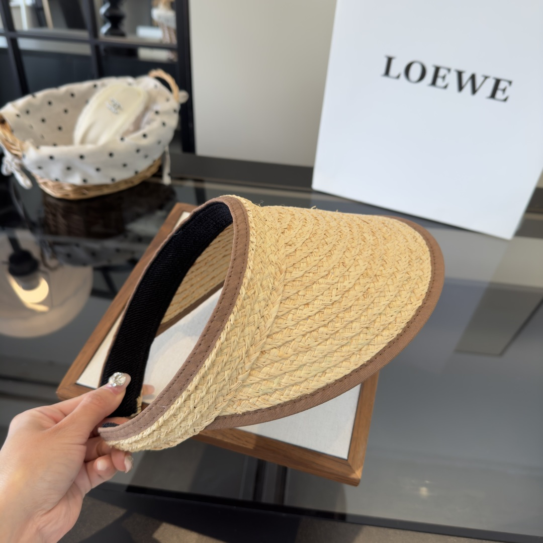 P罗意威新款草编空顶遮阳帽👒，夏日必备！