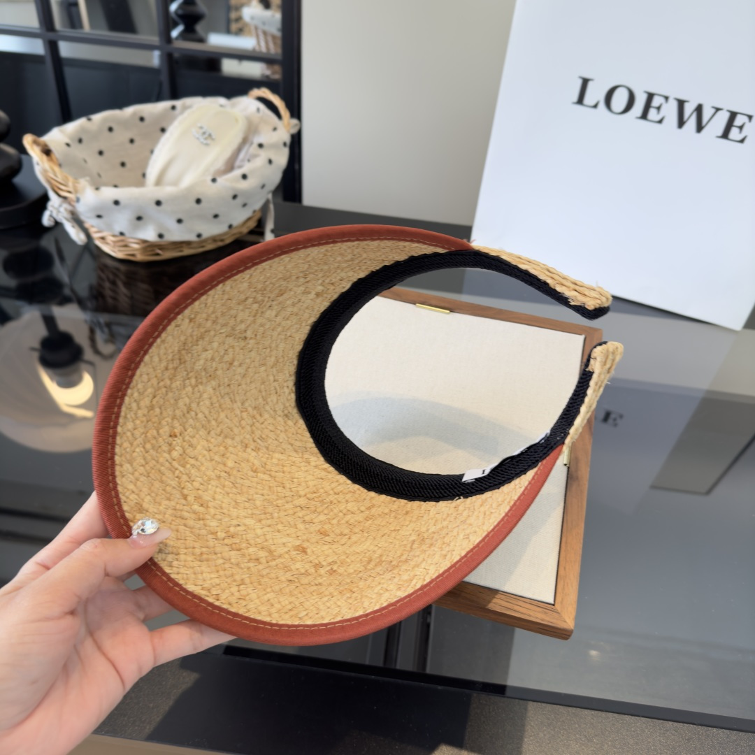 P罗意威新款草编空顶遮阳帽👒，夏日必备！