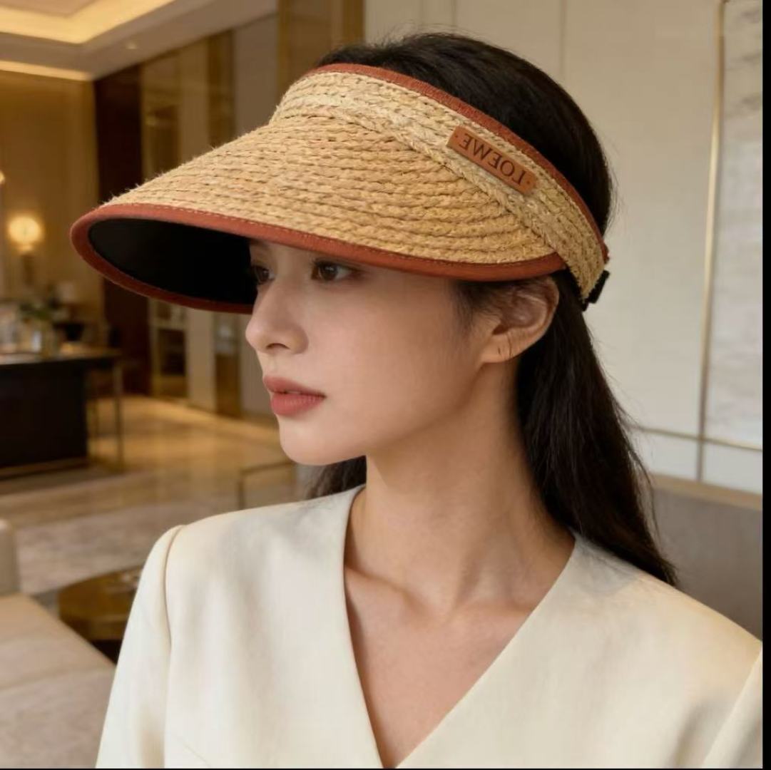 P罗意威新款草编空顶遮阳帽👒，夏日必备！