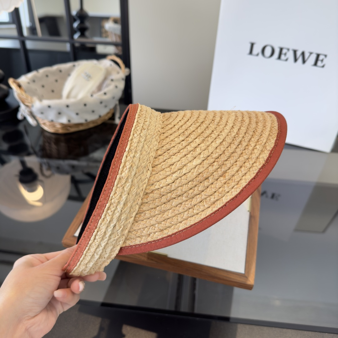 P罗意威新款草编空顶遮阳帽👒，夏日必备！