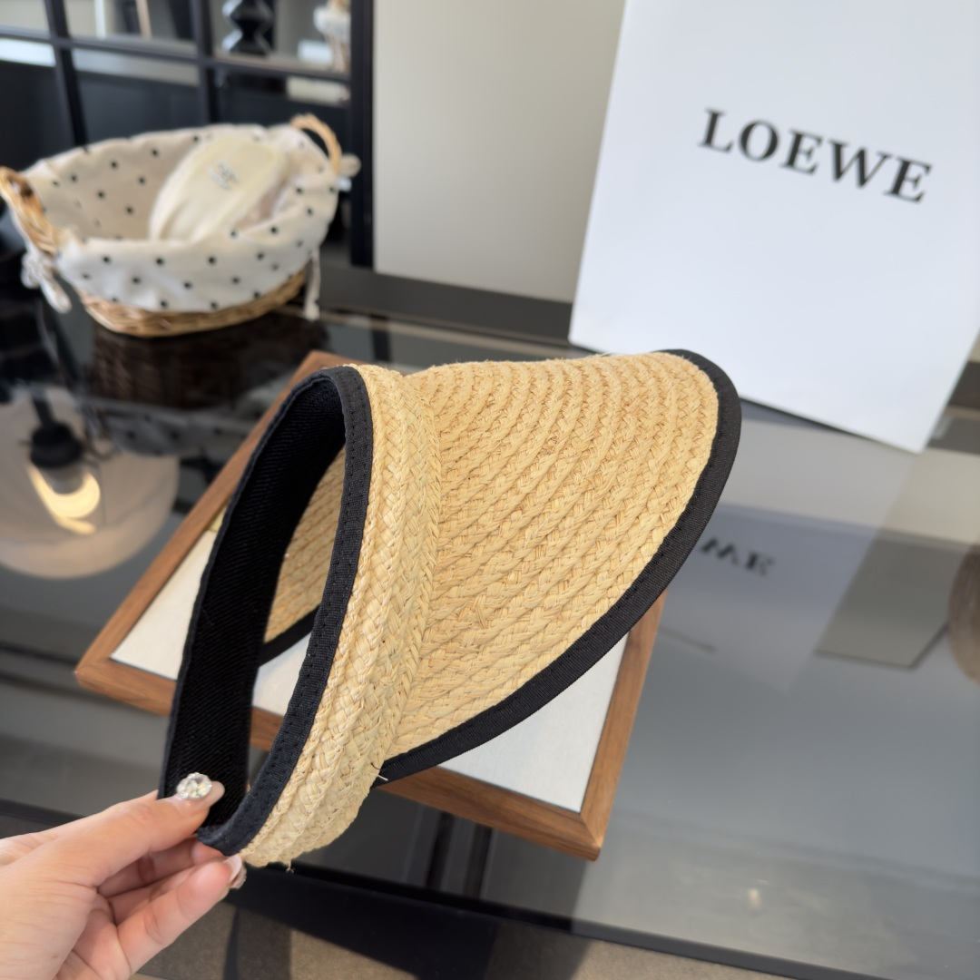 P罗意威新款草编空顶遮阳帽👒，夏日必备！