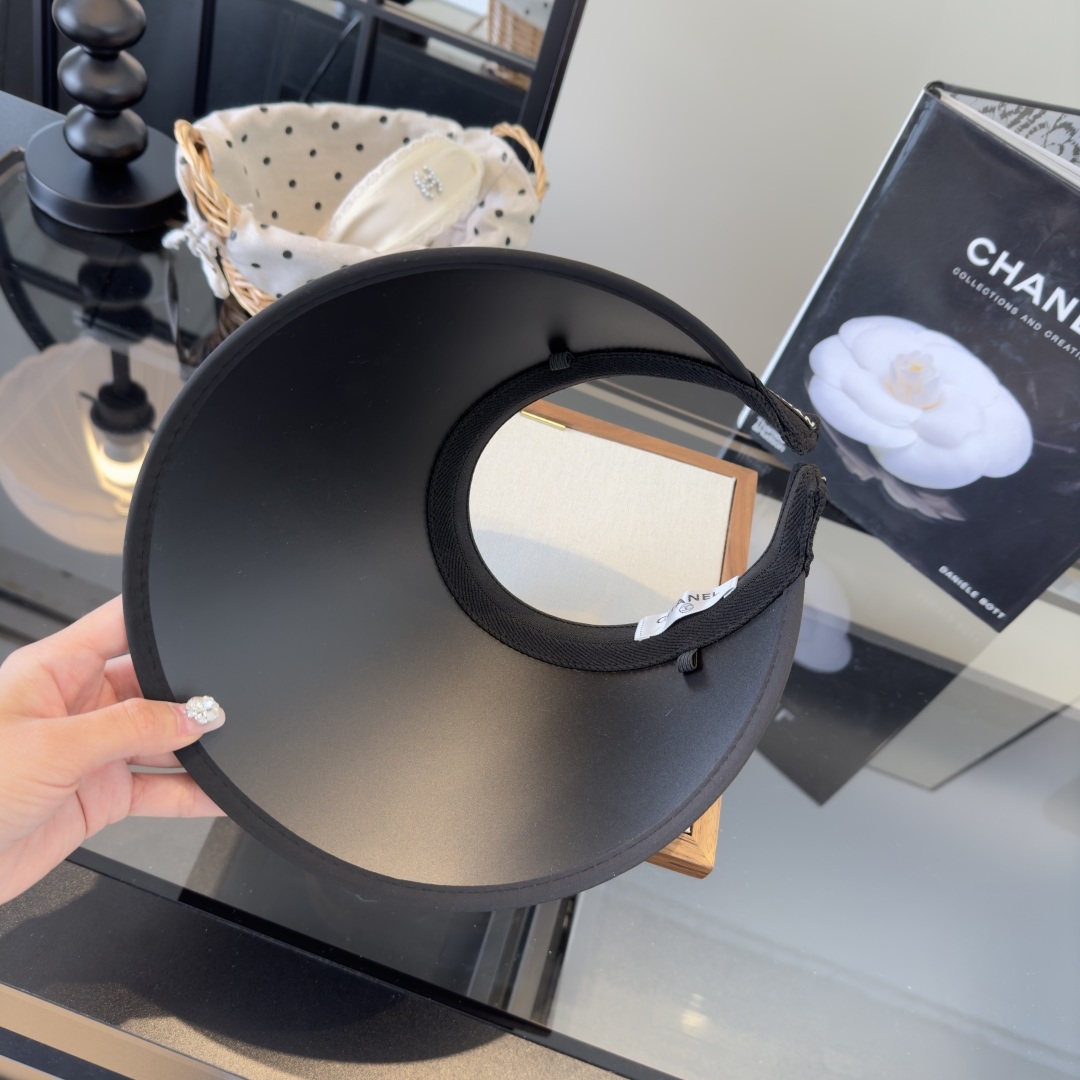 PChanel香奈儿新款空顶遮阳帽，跑量款！