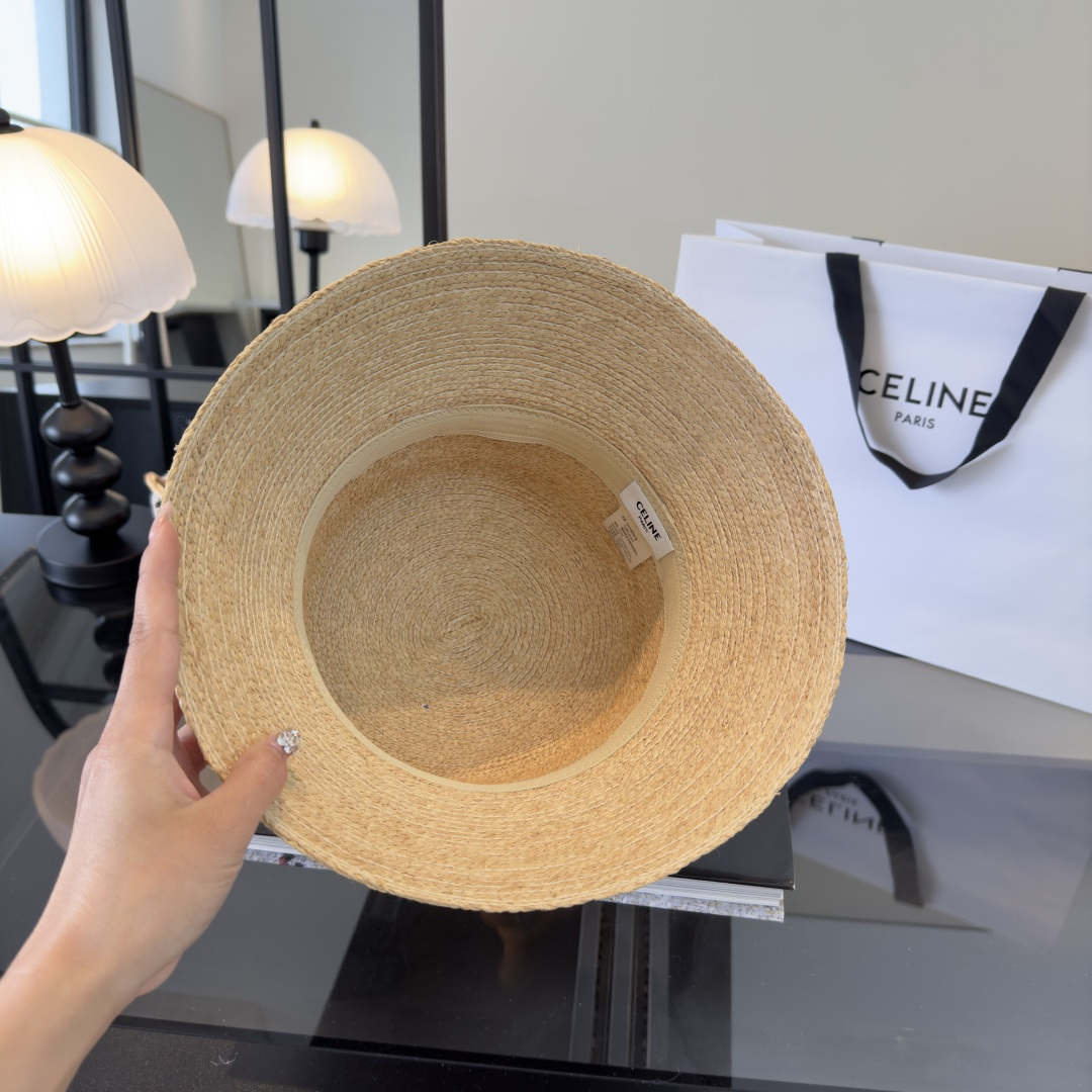 PCeline赛琳新款拉菲草帽，纯手工钩织，头围57cm