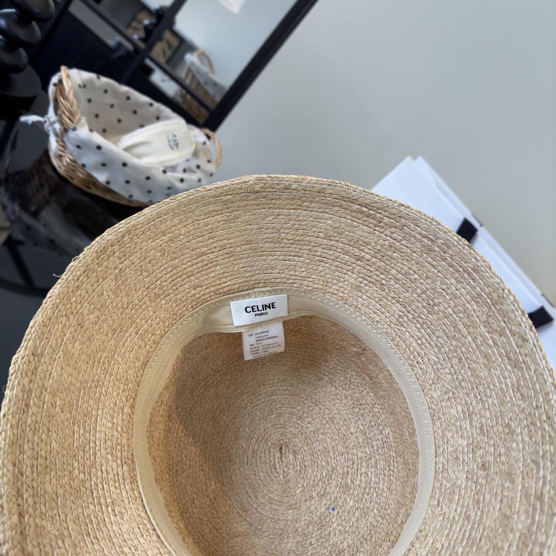 PCeline赛琳新款拉菲草帽，纯手工钩织，头围57cm