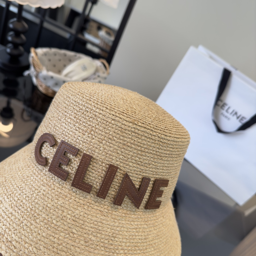 PCeline赛琳新款拉菲草帽，纯手工钩织，头围57cm