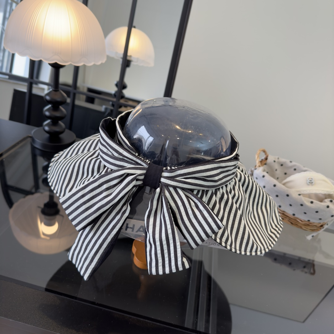 PCeline赛琳新款条纹空顶，头围57cm