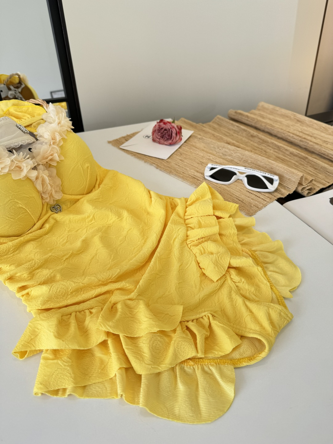 。Chanel 香奈儿连体泳衣 😍🥰适合多种场景的游泳衣🏊‍♀️海边 游泳池 温泉 水上乐园 漂流都可以