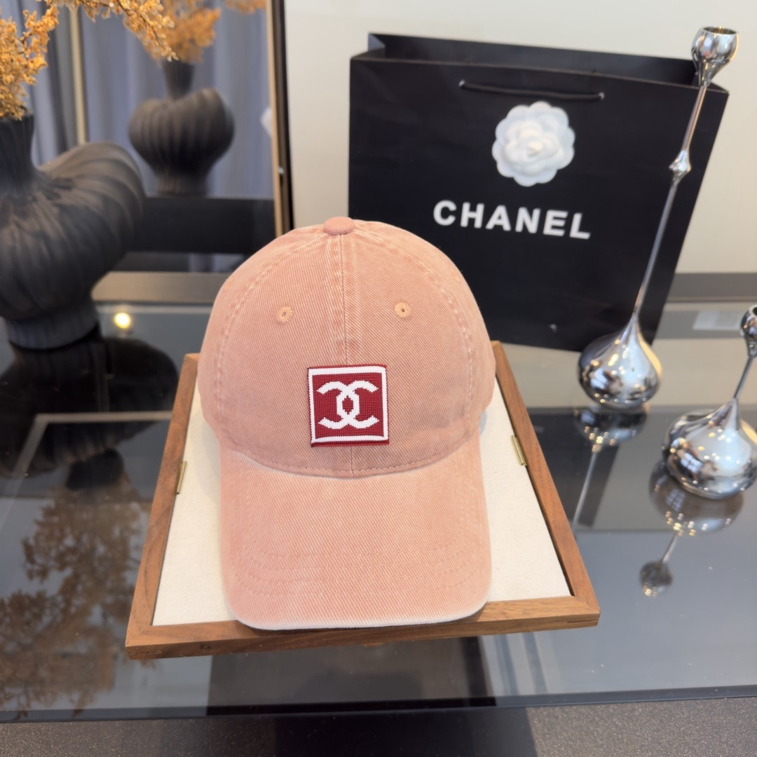 Chanel Chanel香奈儿新款鸭舌帽，头围57cm