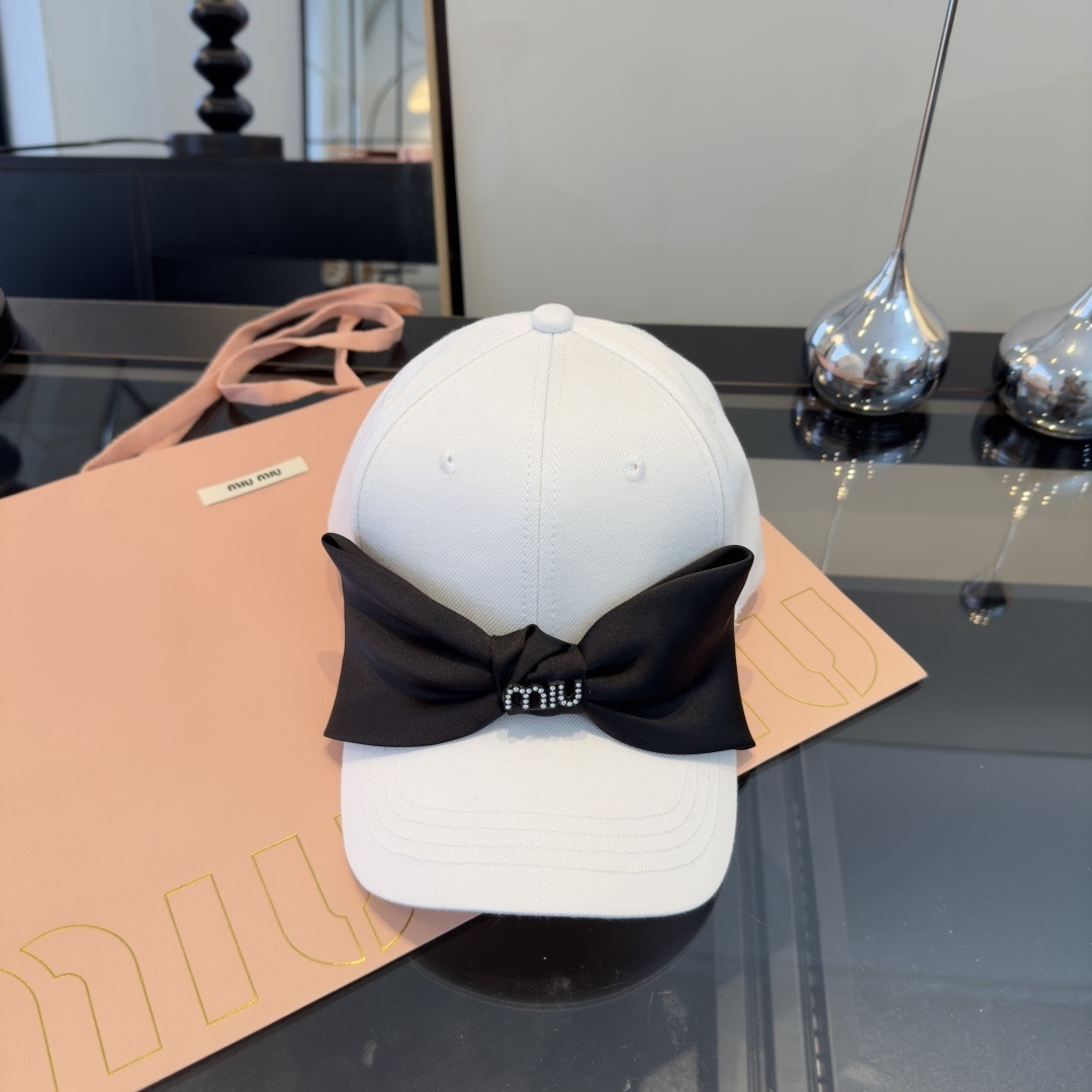 Miu Miu miumiu缪缪蝴蝶结鸭舌帽，高端定制，头围57cm