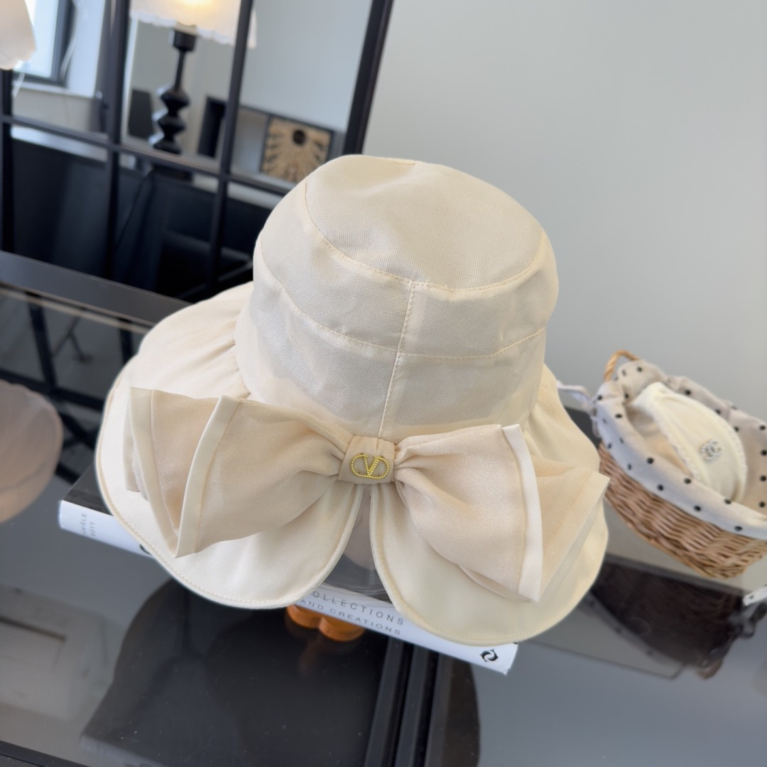 Valentino 华伦天奴新款蝴蝶结渔夫帽，高端定制，头围57cm