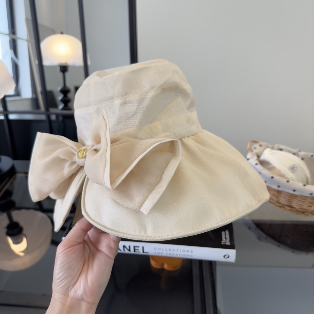 Valentino 华伦天奴新款蝴蝶结渔夫帽，高端定制，头围57cm