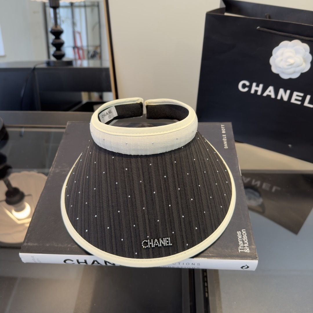 Chanel Chanel香奈儿新款空顶发箍遮阳帽，可调节，头围57cm