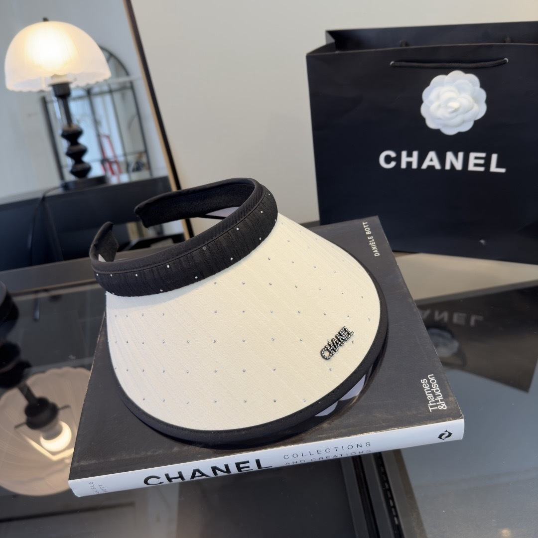 Chanel Chanel香奈儿新款空顶发箍遮阳帽，可调节，头围57cm