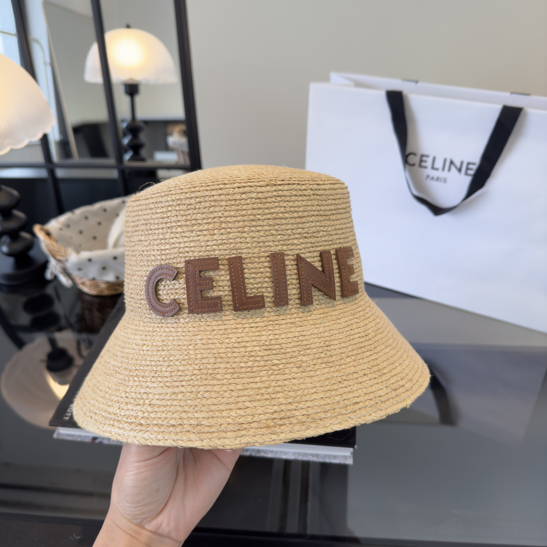 Celine Celine赛琳新款拉菲草帽，纯手工钩织，头围57cm