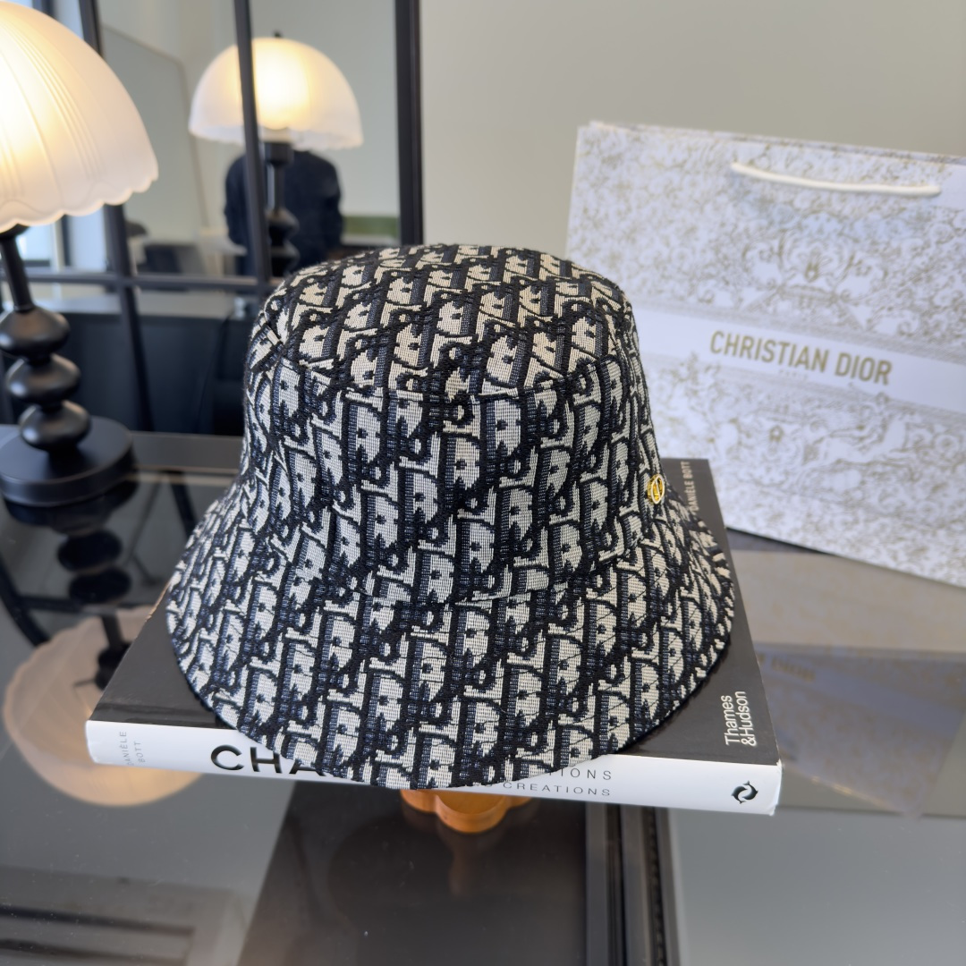 Dior Dior迪奥新款渔夫帽，夏日