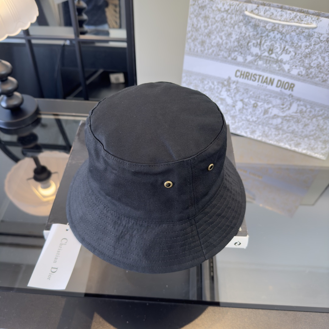 Dior Dior迪奥新款双面渔夫帽，夏季