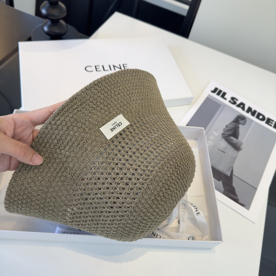 PCeline赛琳新款遮阳渔夫帽，时尚百搭，轻盈透气！