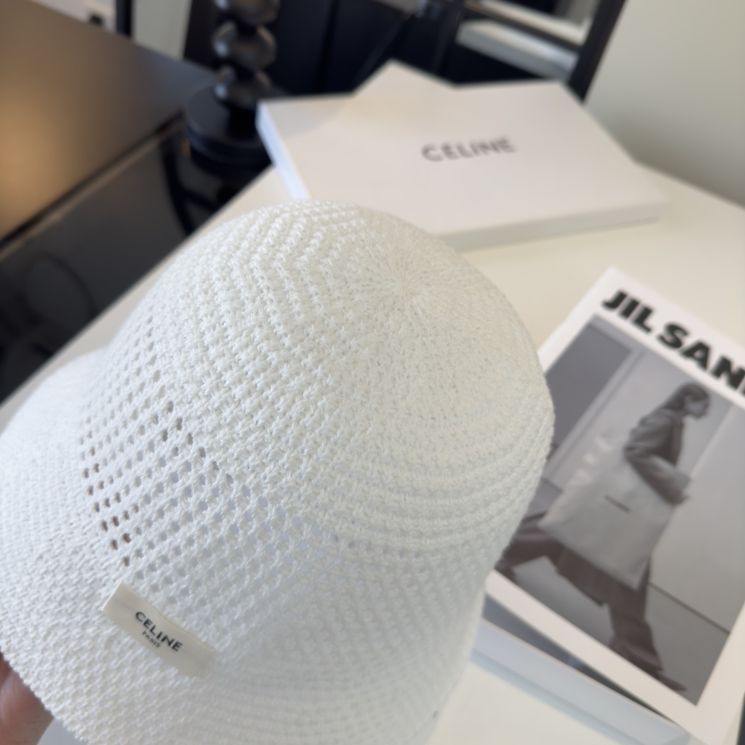 PCeline赛琳新款遮阳渔夫帽，时尚百搭，轻盈透气！