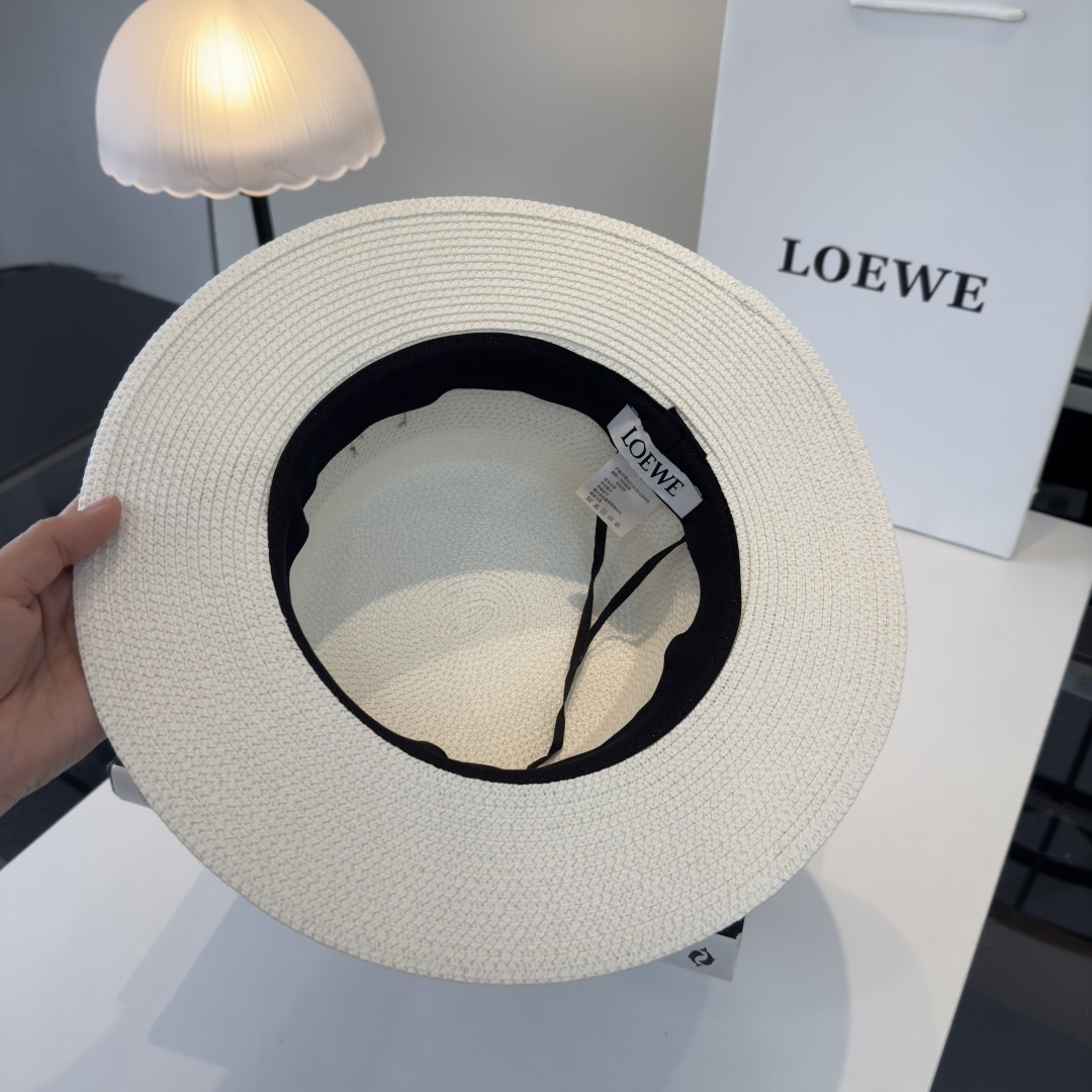 P罗意威新款平顶草帽，旅游必备！