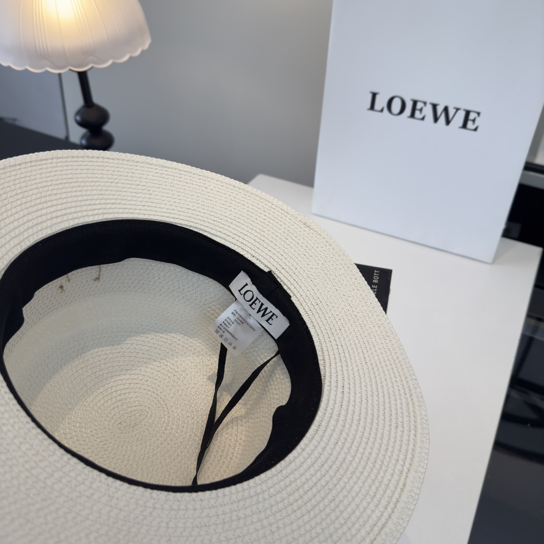 P罗意威新款平顶草帽，旅游必备！