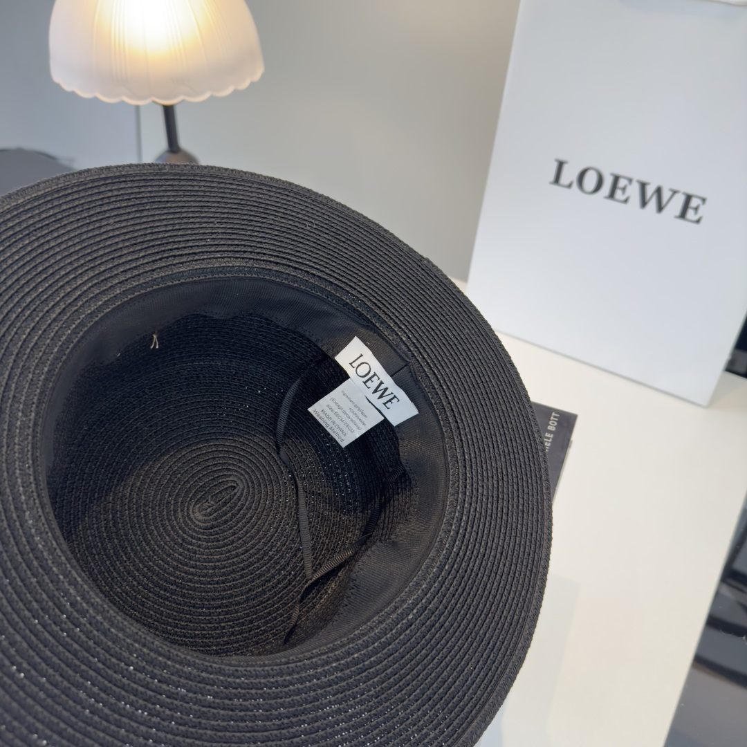 P罗意威新款平顶草帽，旅游必备！