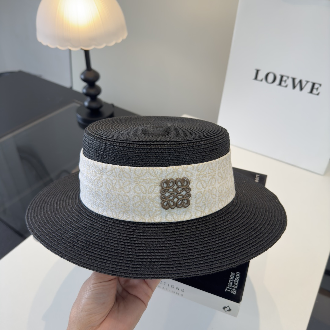 P罗意威新款平顶草帽，旅游必备！