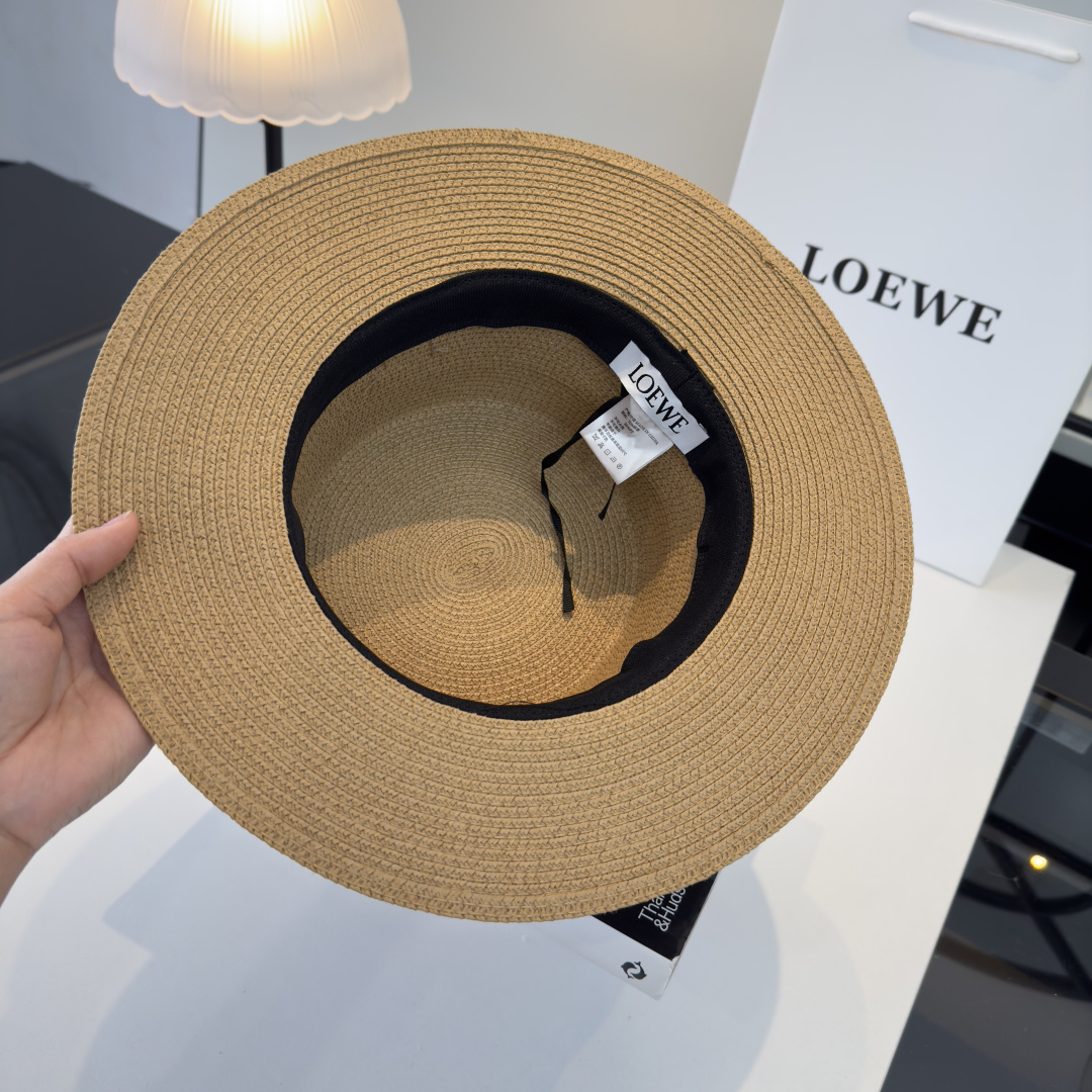 P罗意威新款平顶草帽，旅游必备！