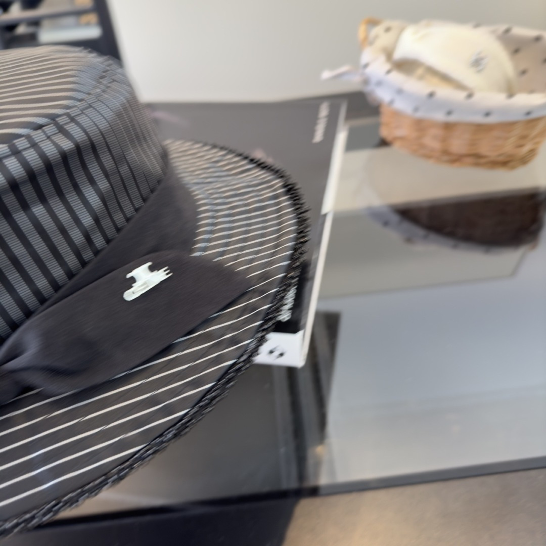 PCeline赛琳新款名媛风平顶，头围57cm