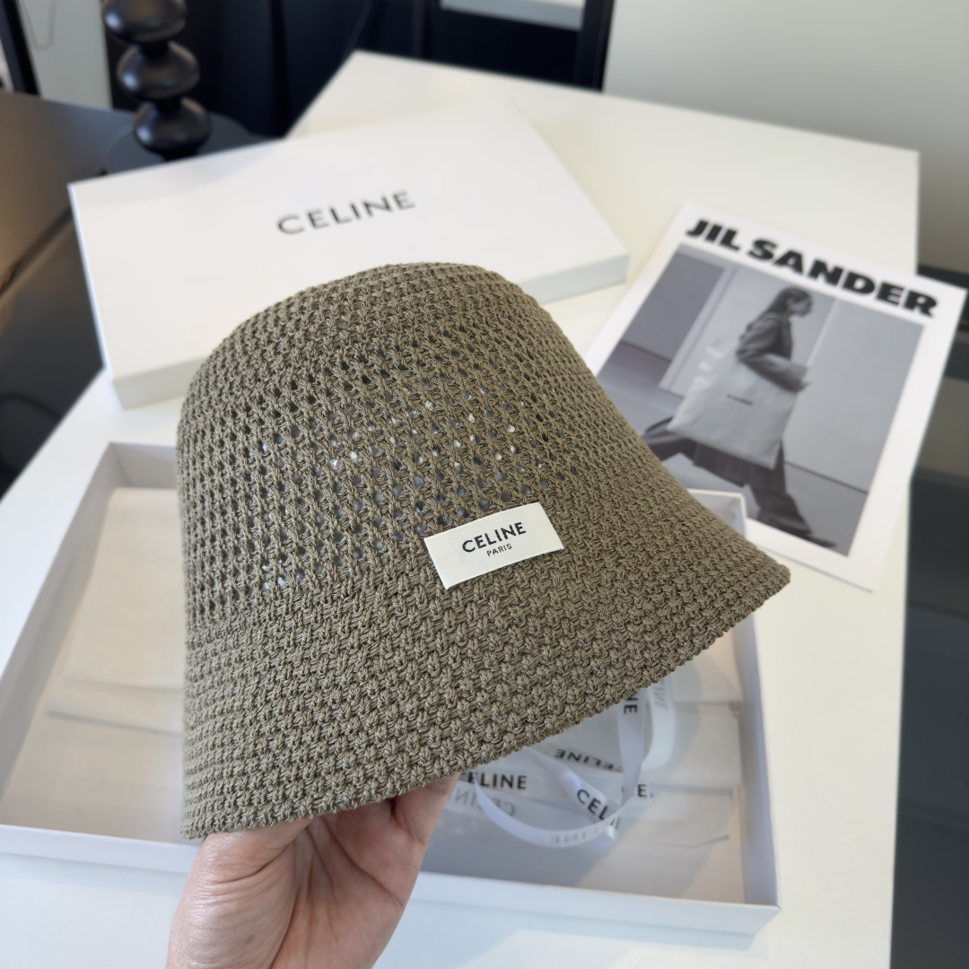 PCeline赛琳新款遮阳渔夫帽，时尚百搭，轻盈透气！