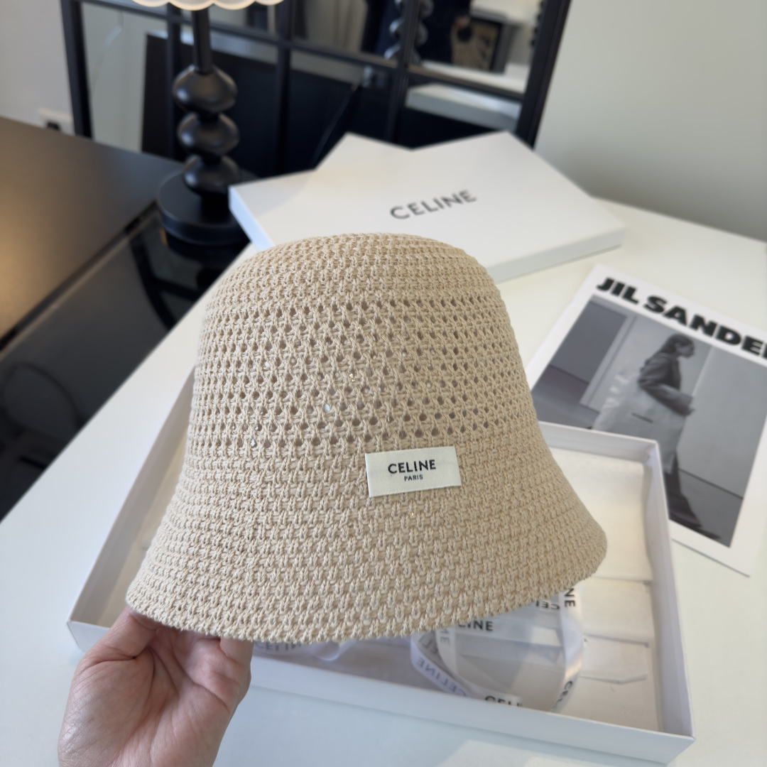 PCeline赛琳新款遮阳渔夫帽，时尚百搭，轻盈透气！