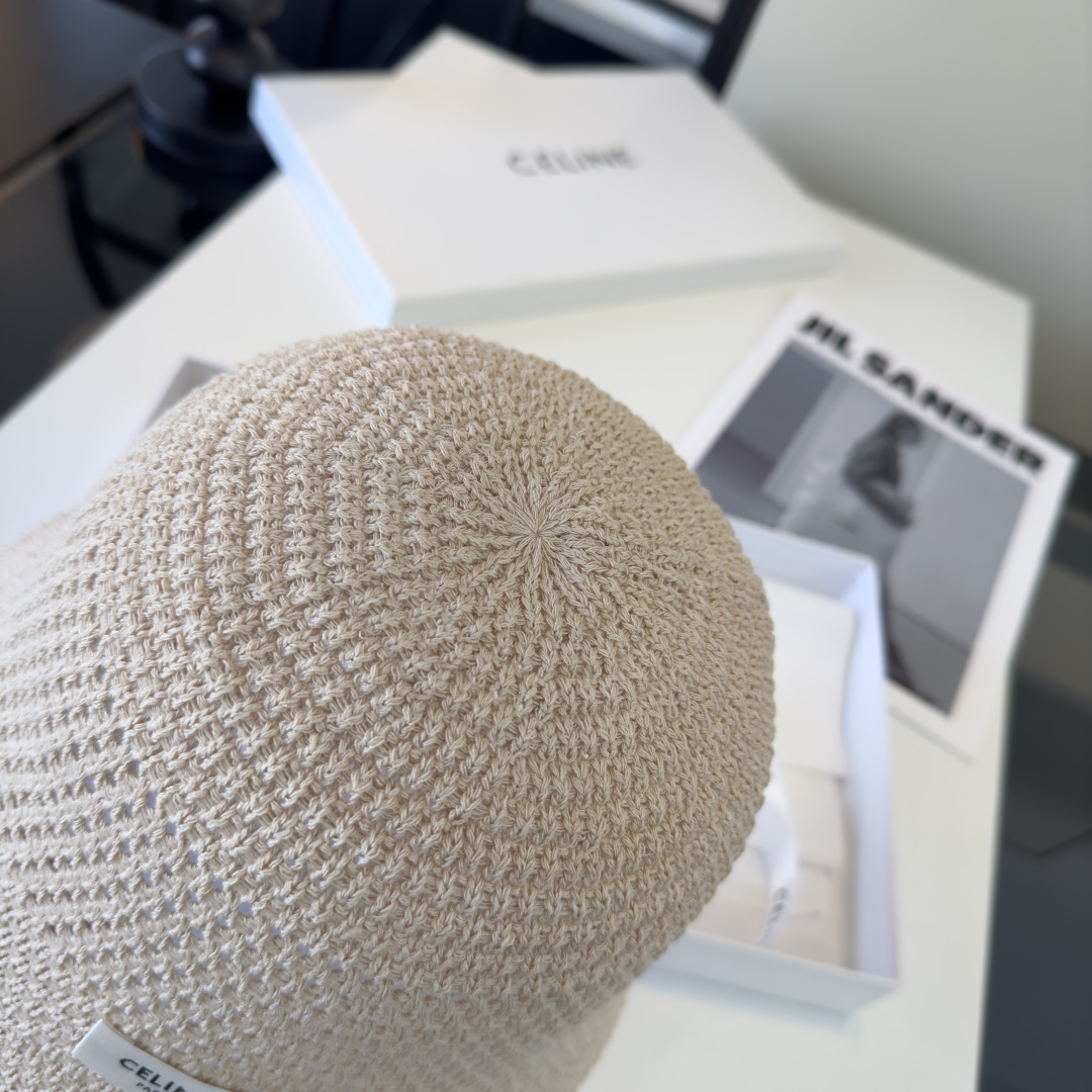 PCeline赛琳新款遮阳渔夫帽，时尚百搭，轻盈透气！