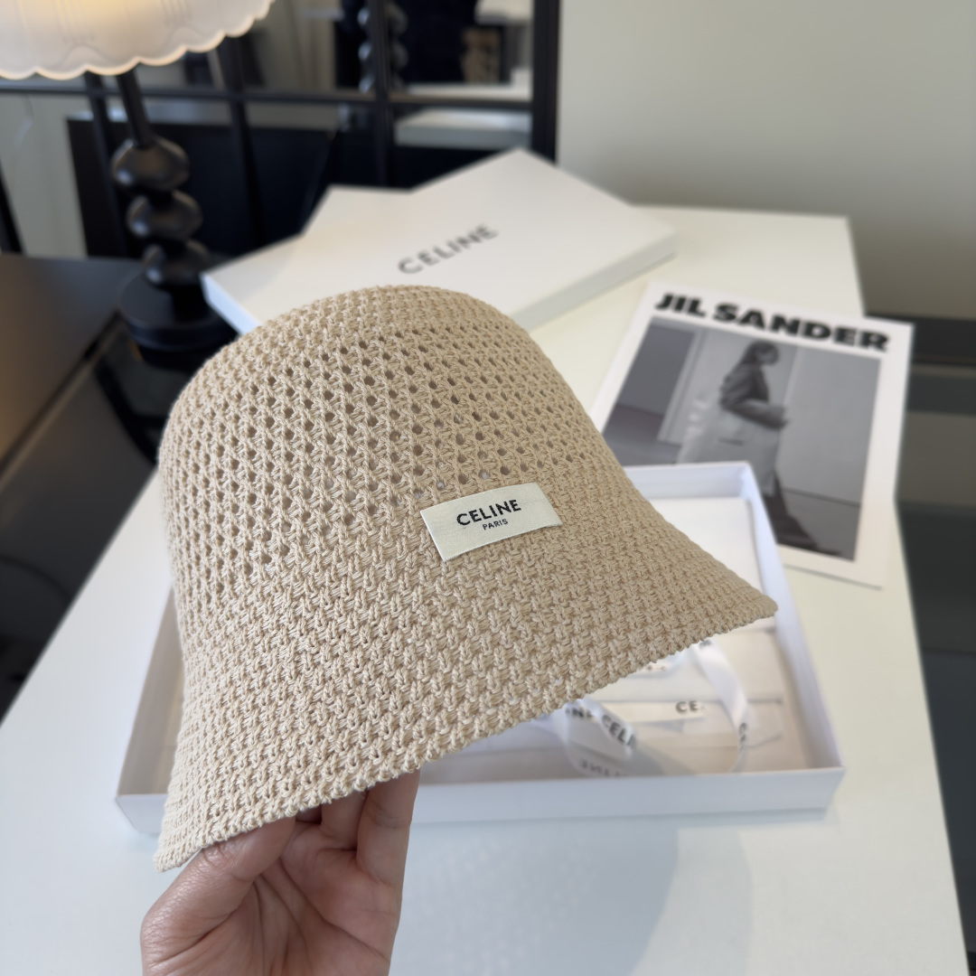 PCeline赛琳新款遮阳渔夫帽，时尚百搭，轻盈透气！