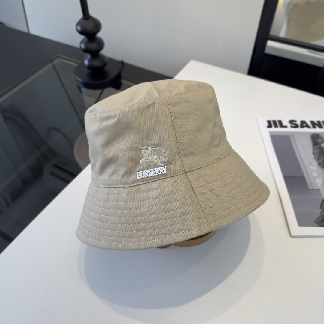 P巴宝莉新款遮阳渔夫帽，头围57cm