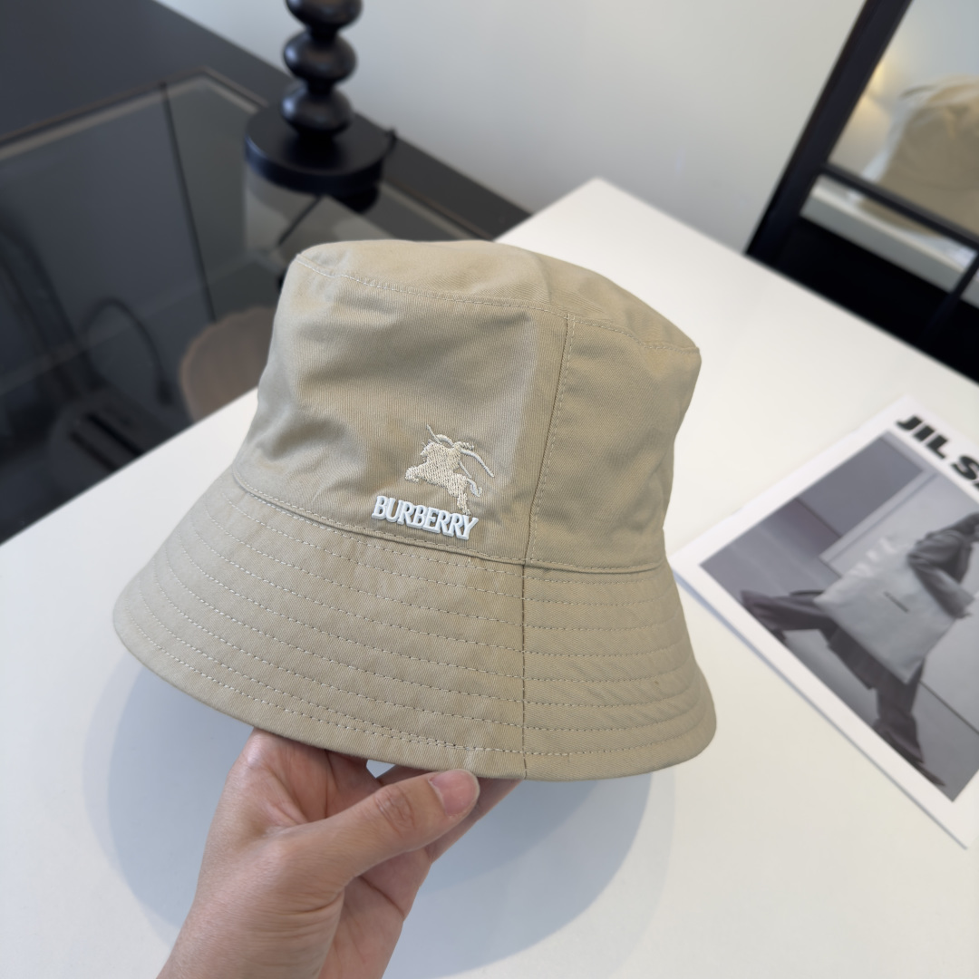 P巴宝莉新款遮阳渔夫帽，头围57cm