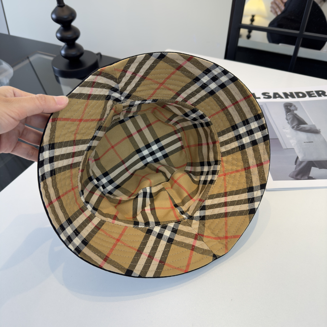 P巴宝莉新款遮阳渔夫帽，头围57cm