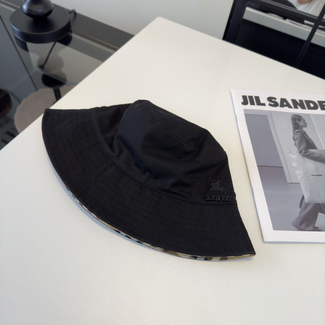 P巴宝莉新款遮阳渔夫帽，头围57cm