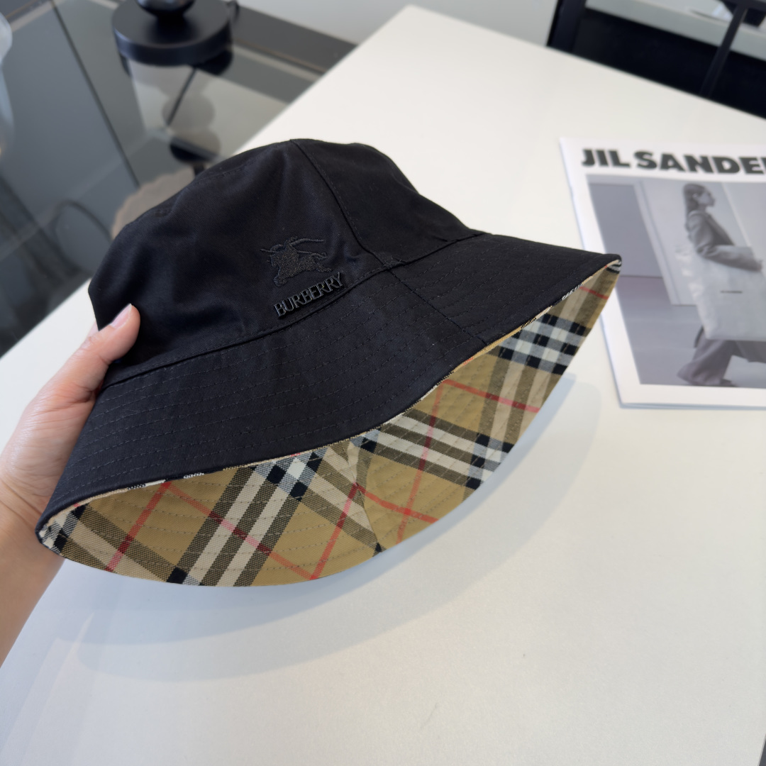 P巴宝莉新款遮阳渔夫帽，头围57cm