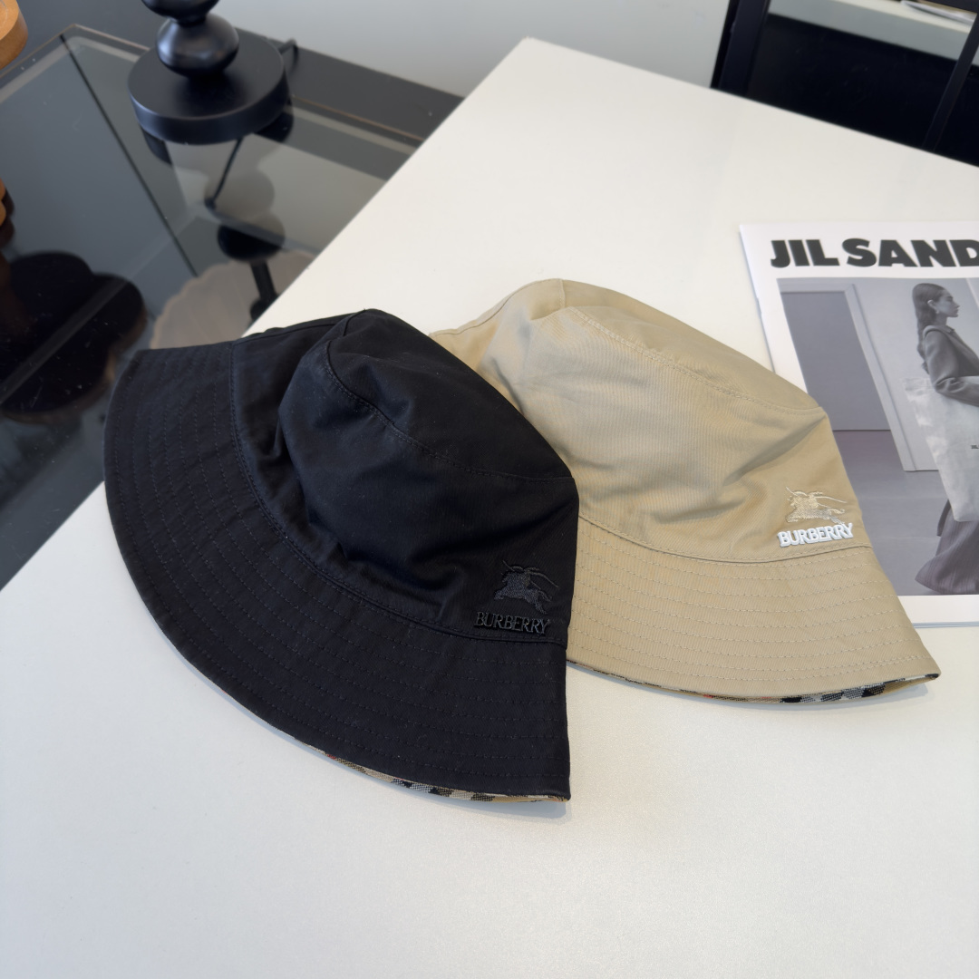 P巴宝莉新款遮阳渔夫帽，头围57cm