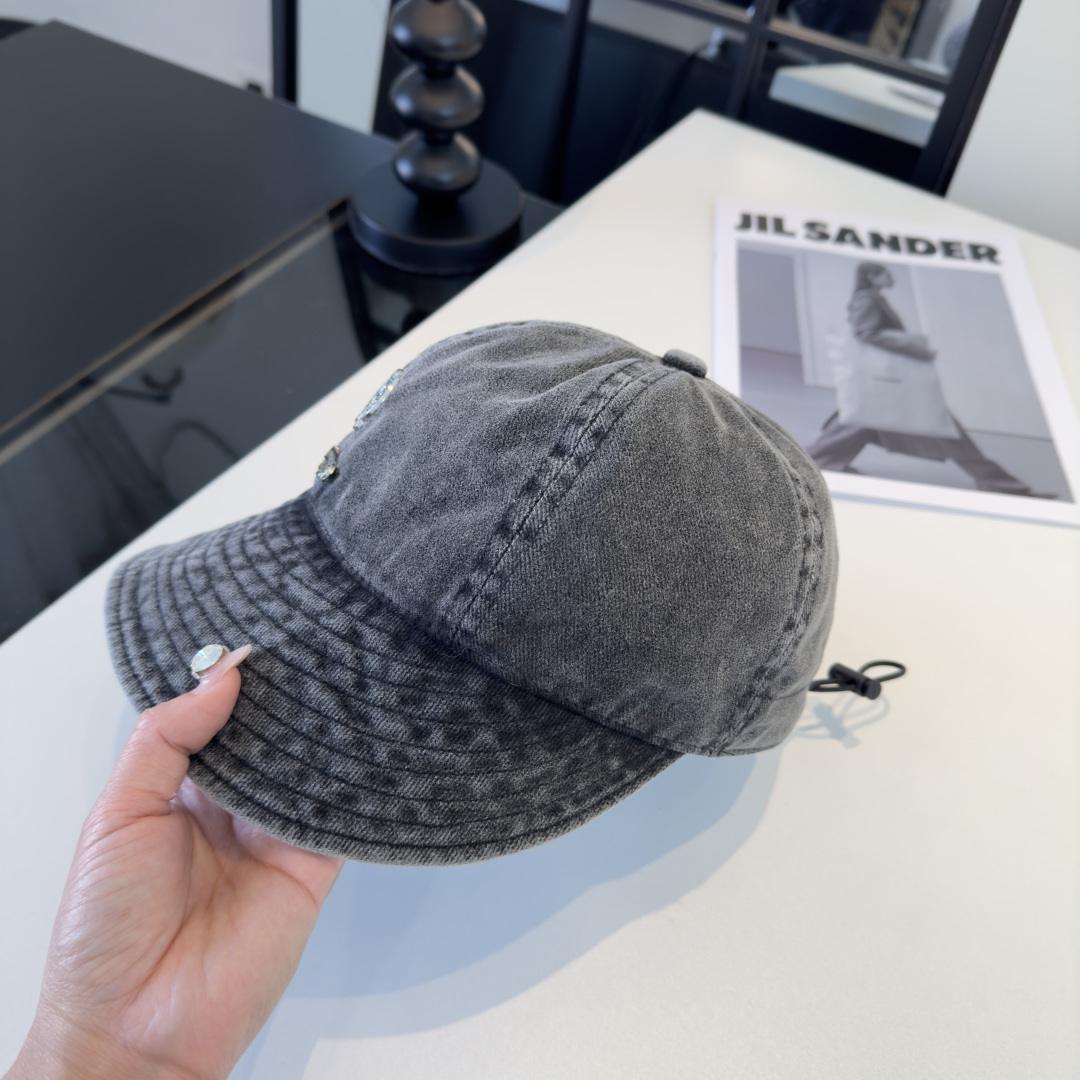 P克罗心新款遮阳鸭舌军帽，头围57cm