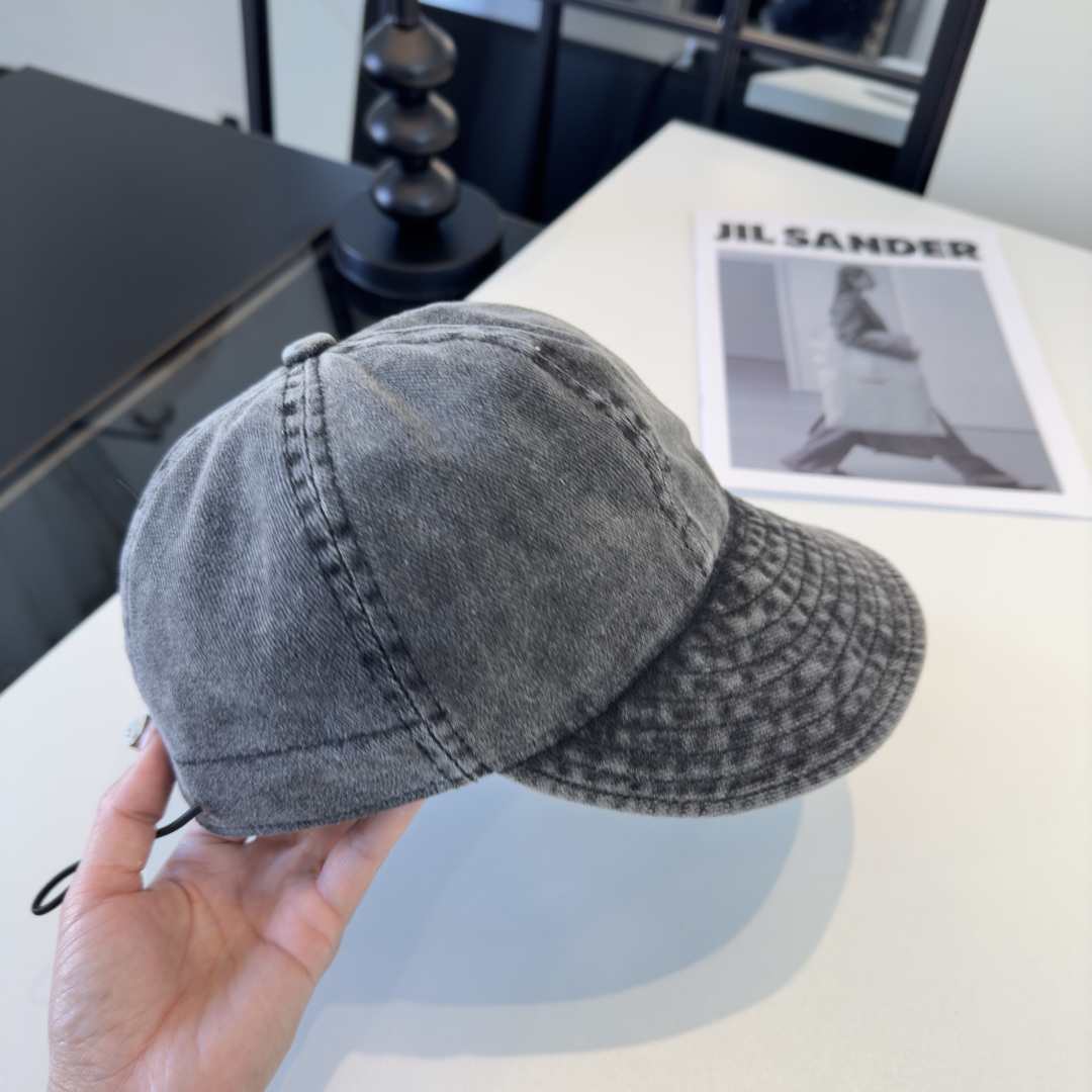 P克罗心新款遮阳鸭舌军帽，头围57cm